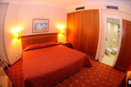 Promenade Hotel Zalqa Экстерьер фото