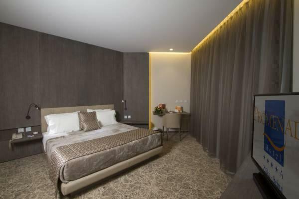 Promenade Hotel Zalqa Экстерьер фото